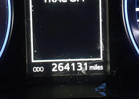 2015 Toyota Highlander Xle V6 z USA, uszkodzony, nr VIN 5TDJKRFH8FS208200